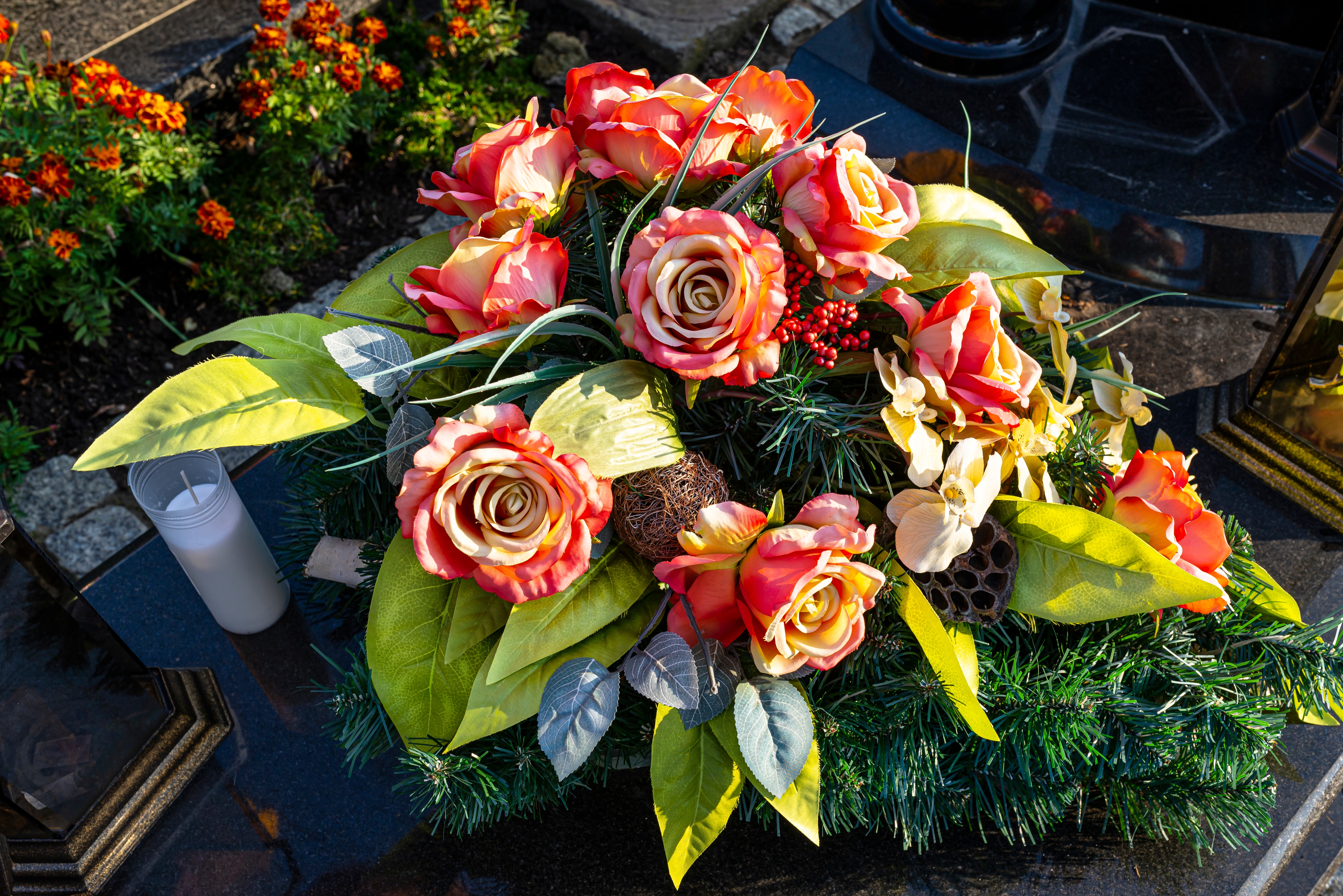 Corone di fiori per funerali a Pavia